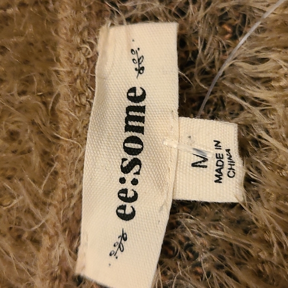 NWT Amazing Leopard Print Fuzzy Sweater - Picture 6 of 8